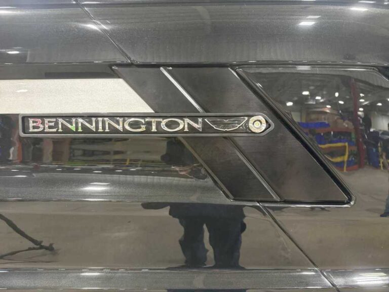 2026 Bennington 30QXFBWAX2 - Twin - Joystick - Arch US-ETWS9311J526 [photo 25]